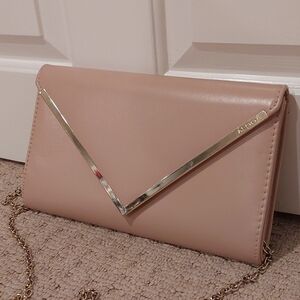 Aldo clutch purse with chain